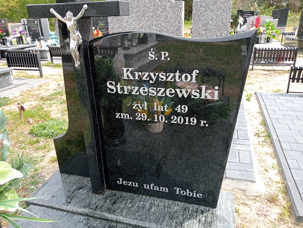 Krzysztof Strzeszewski 1970 Andrespol - Grobonet - Wyszukiwarka osób pochowanych